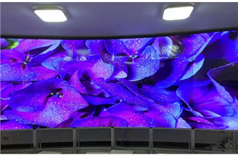 貴州省49寸4x6弧形拼接屏項目