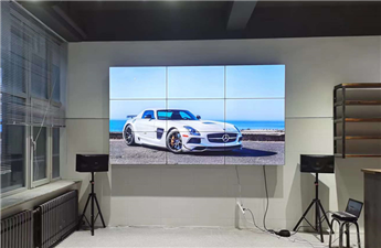 長春某職業(yè)學校3×3拼接屏項目案例